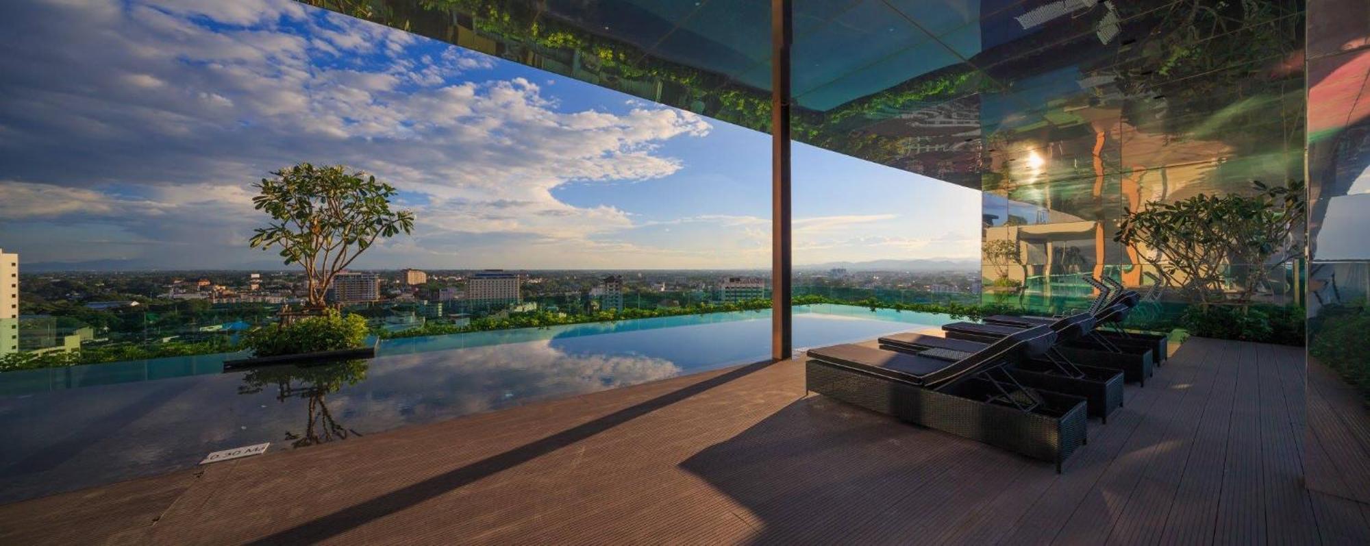 The Astra Condo Chaing Mai Чиангмай Екстериор снимка