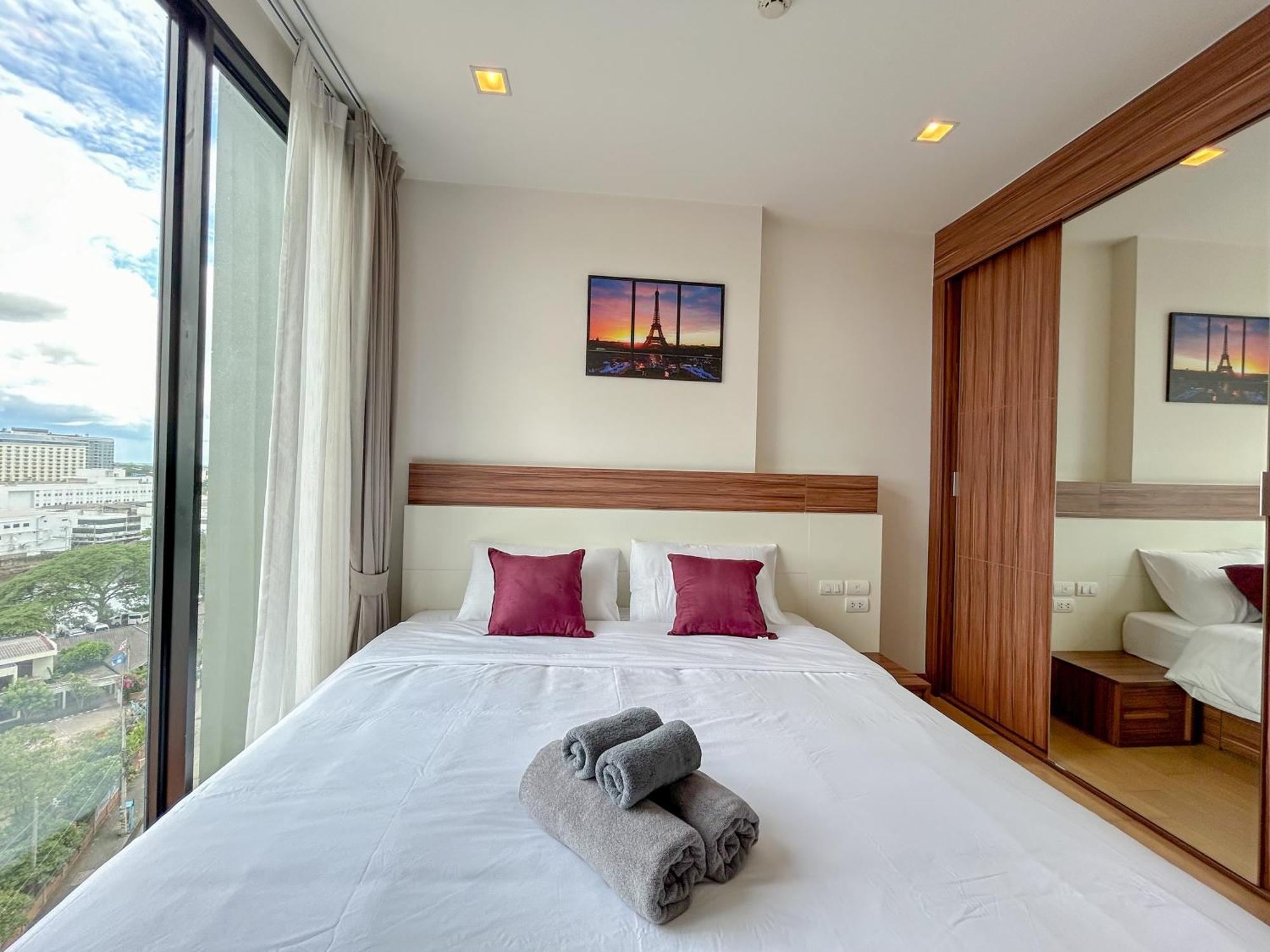The Astra Condo Chaing Mai Чиангмай Екстериор снимка