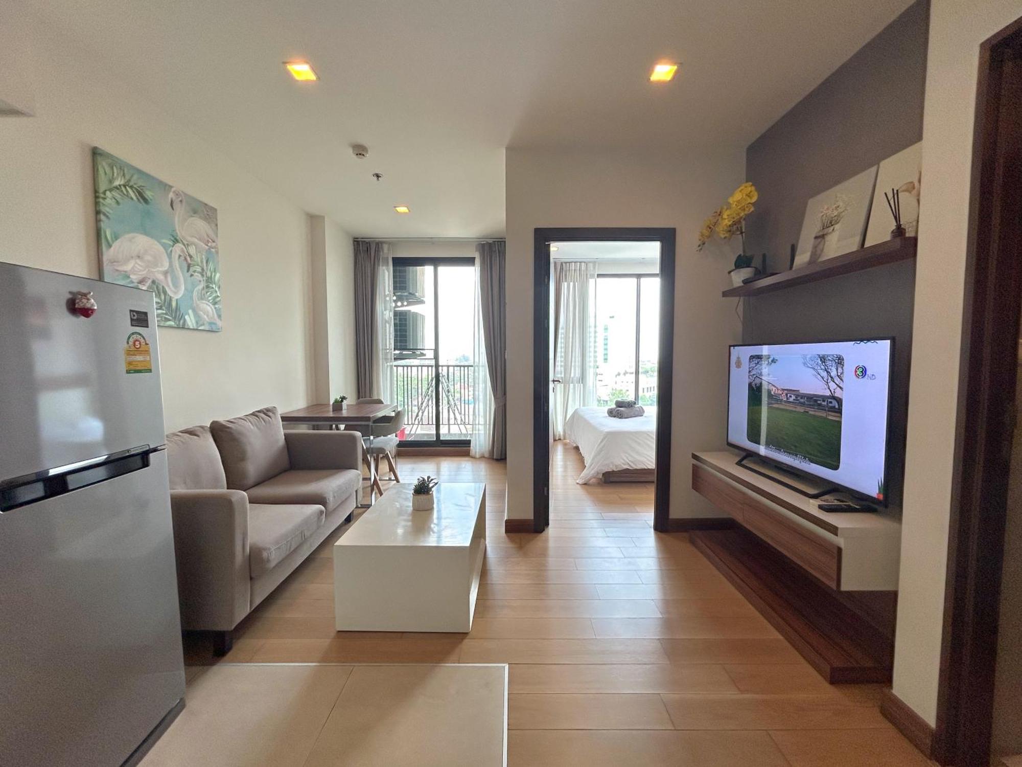 The Astra Condo Chaing Mai Чиангмай Екстериор снимка