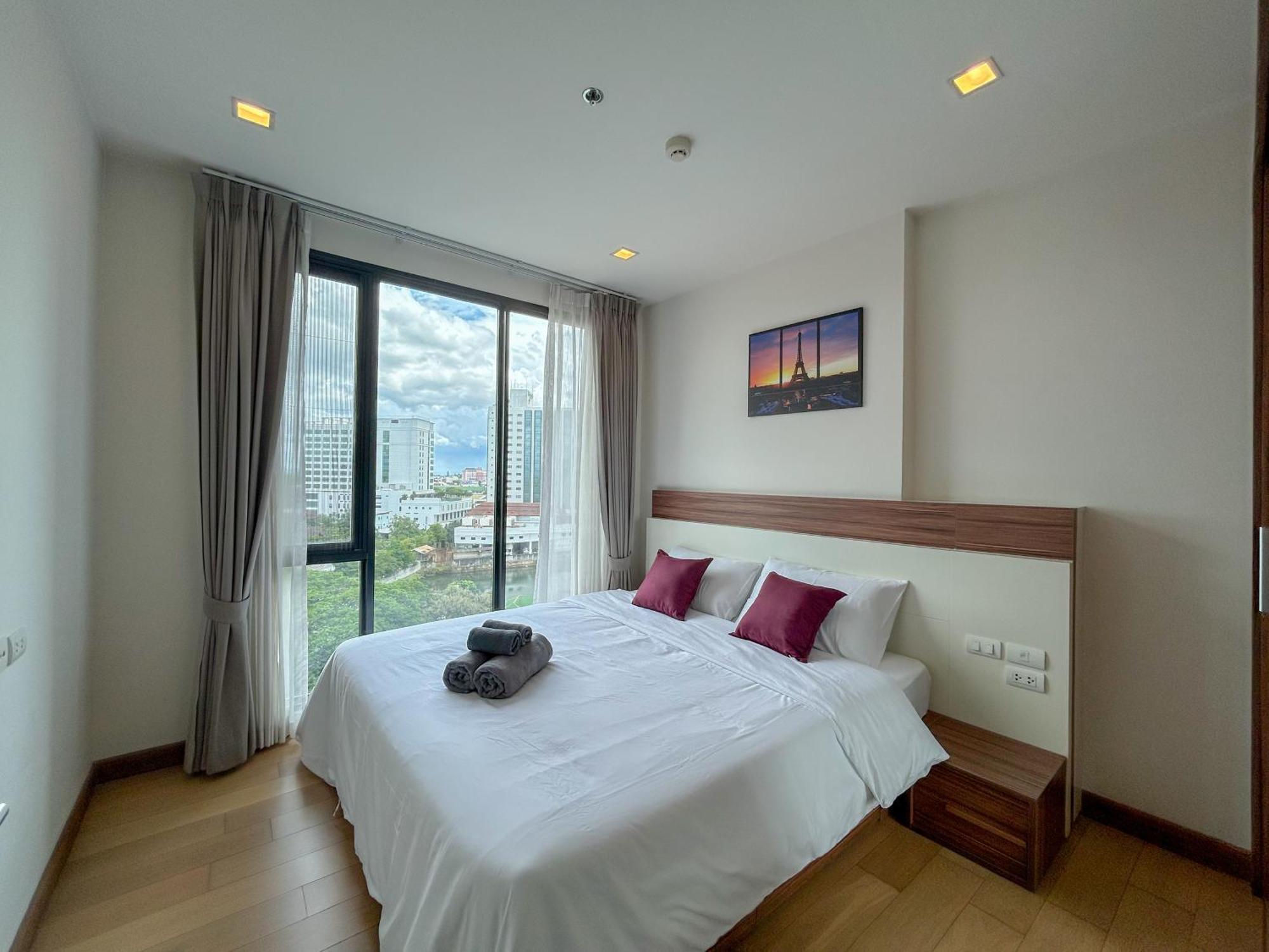 The Astra Condo Chaing Mai Чиангмай Екстериор снимка