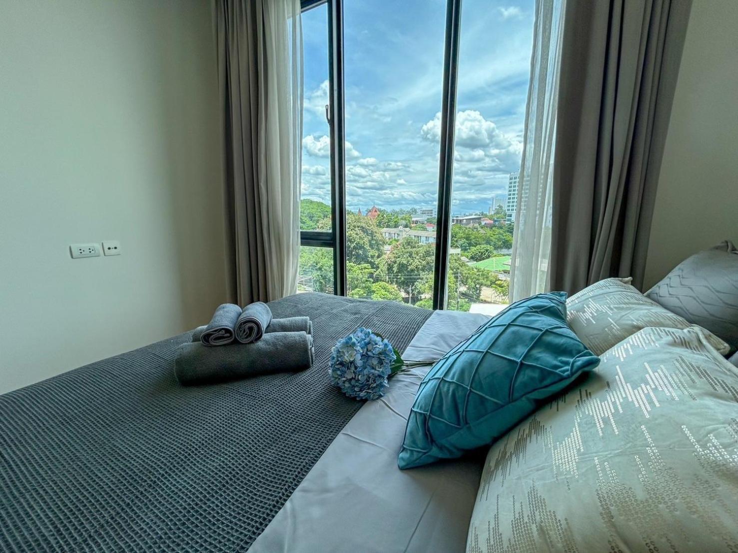 The Astra Condo Chaing Mai Чиангмай Екстериор снимка