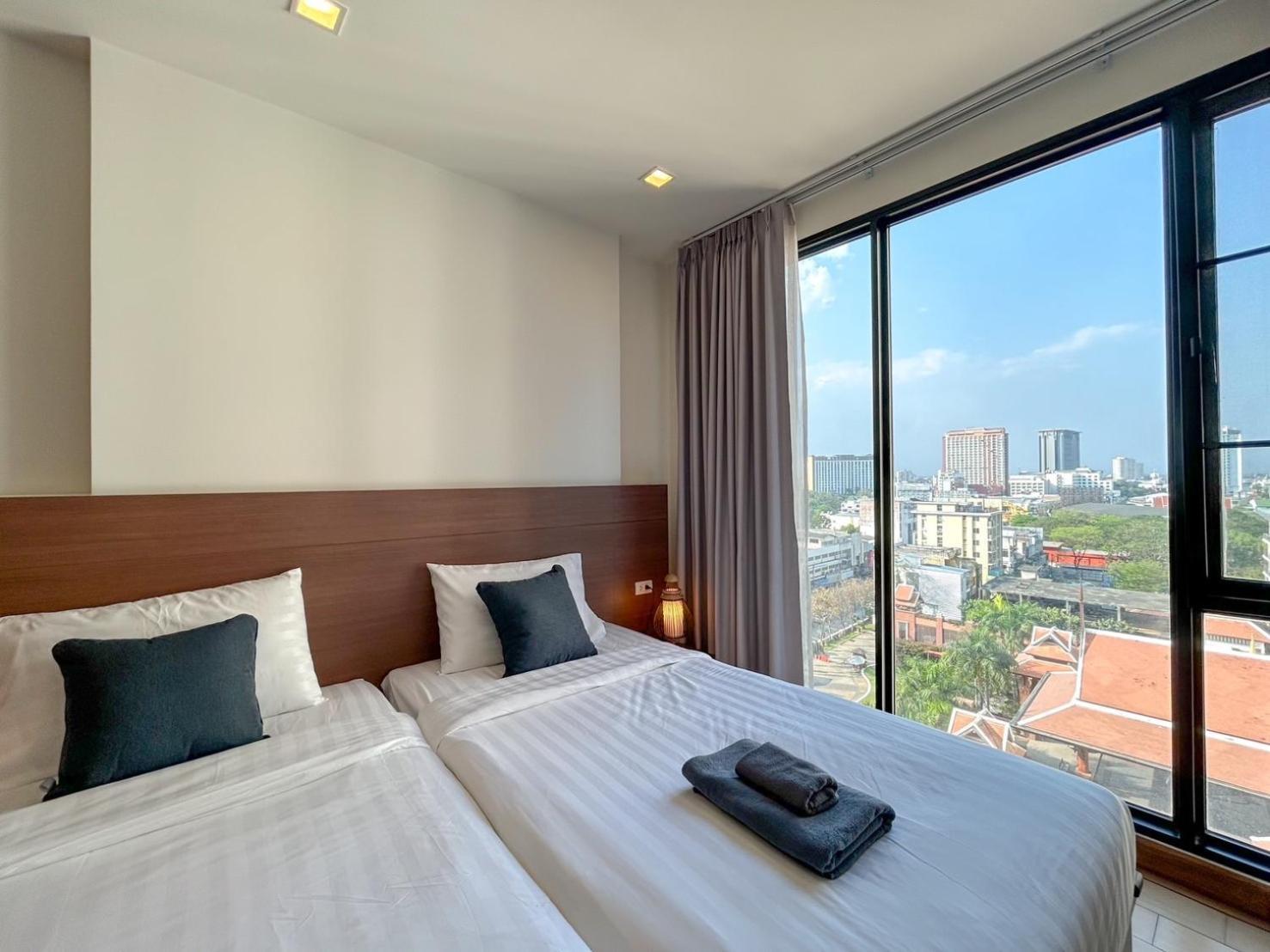The Astra Condo Chaing Mai Чиангмай Екстериор снимка